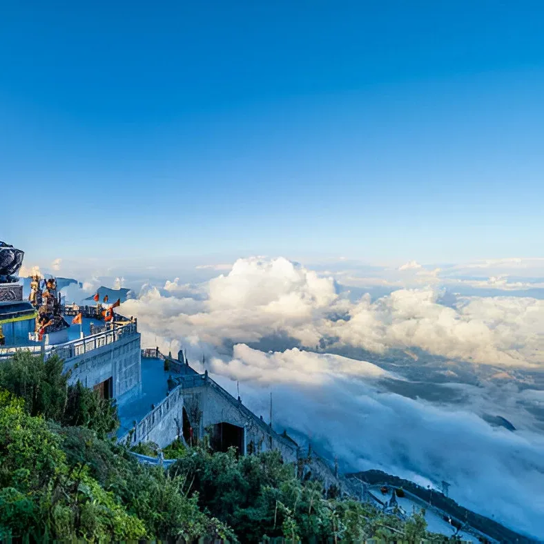 Fansipan summit, Sapa, Vietnam