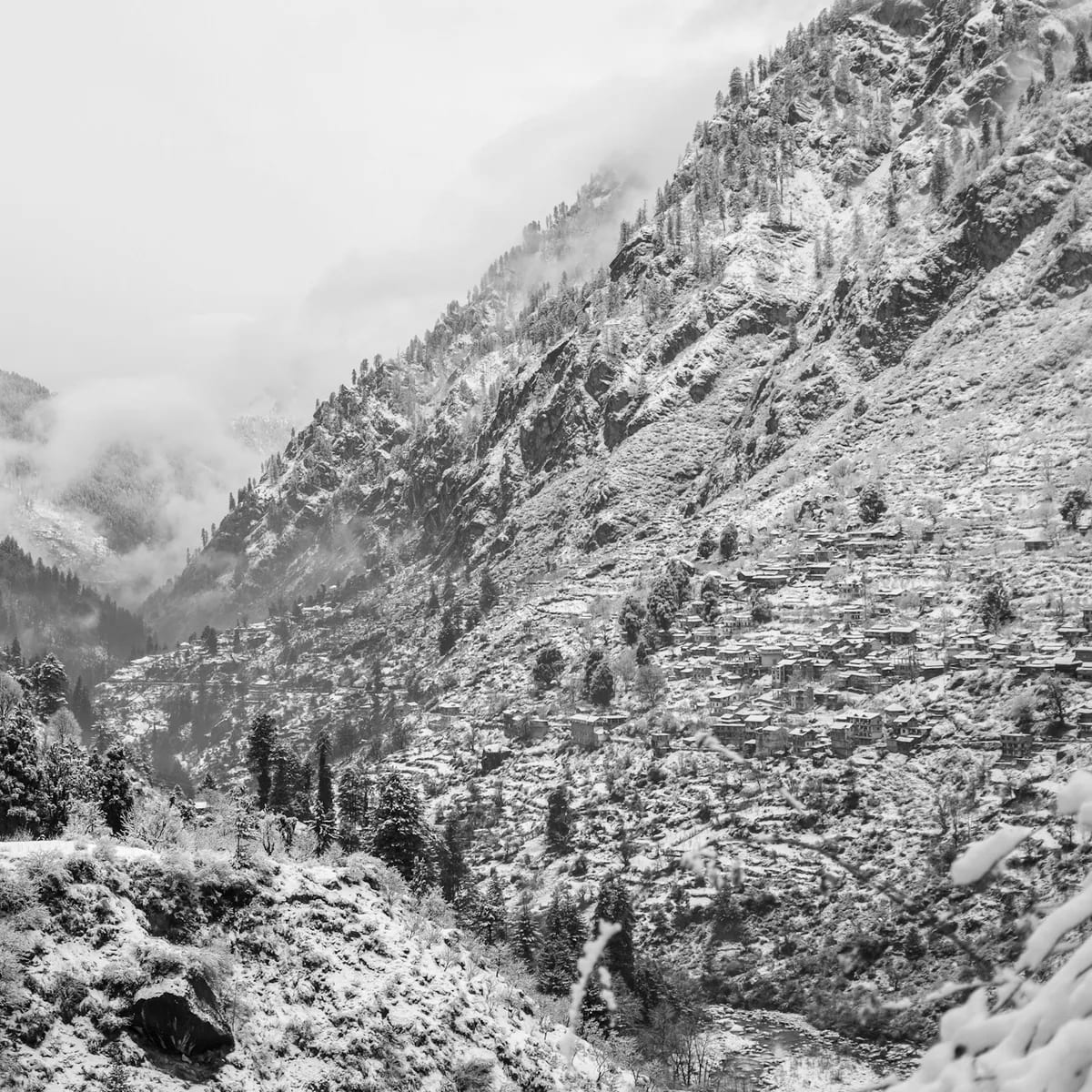 A mountain with snow, Kasol